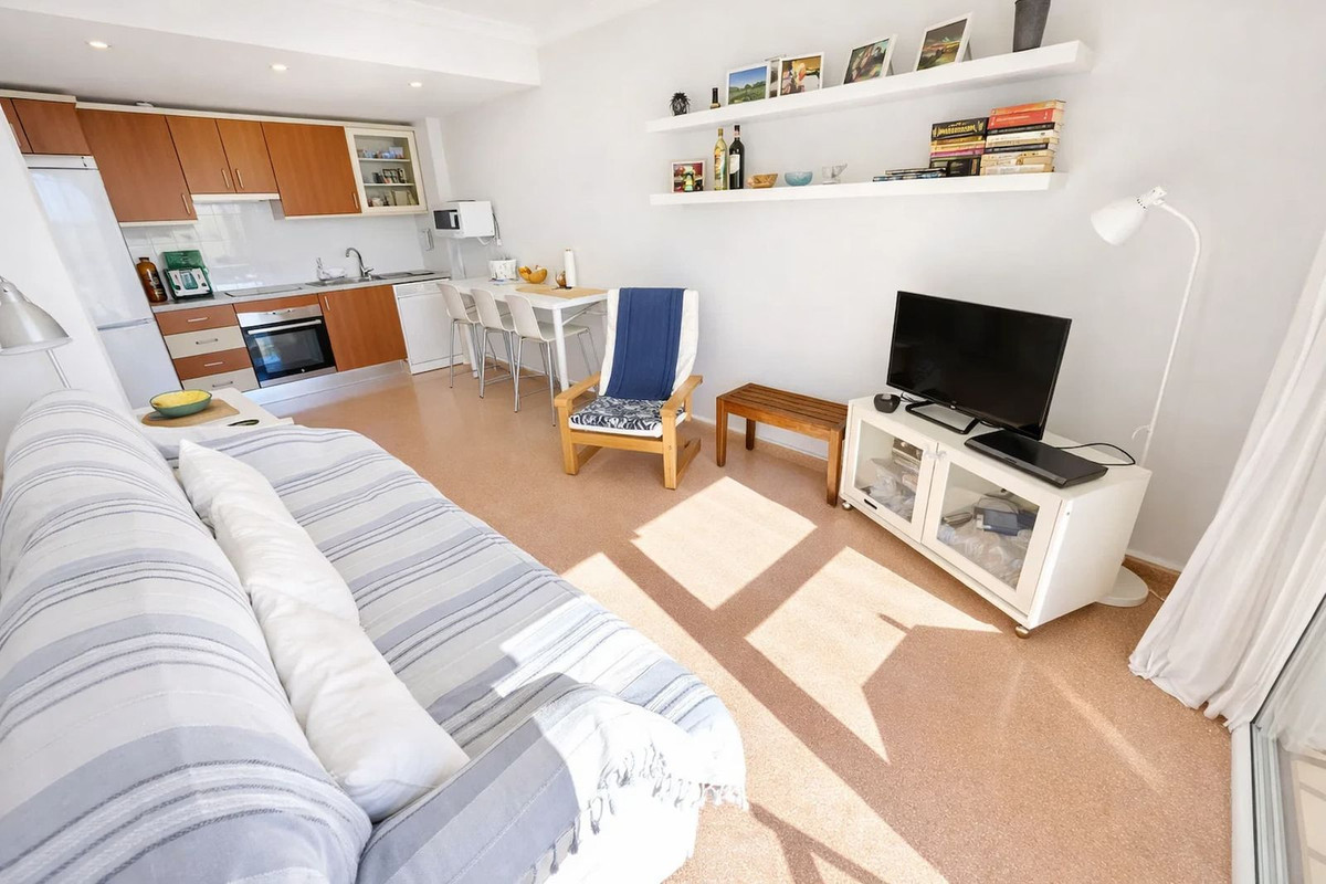 Appartement te koop in San Luis de Sabinillas | 2 slaapkamers H5350771