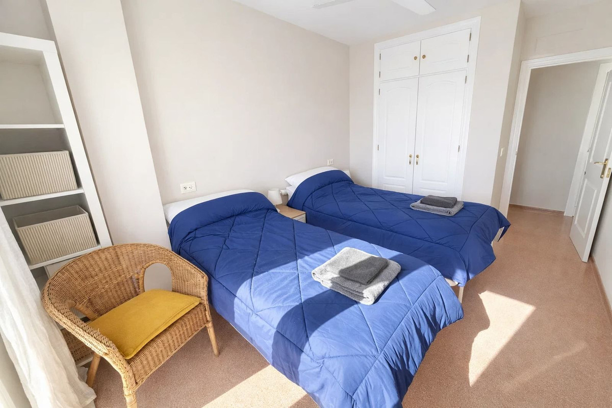 Appartement te koop in San Luis de Sabinillas | 2 slaapkamers H5350771