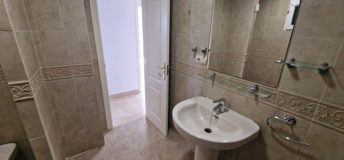 Appartement te koop in San Luis de Sabinillas | 1 slaapkamers H5381902