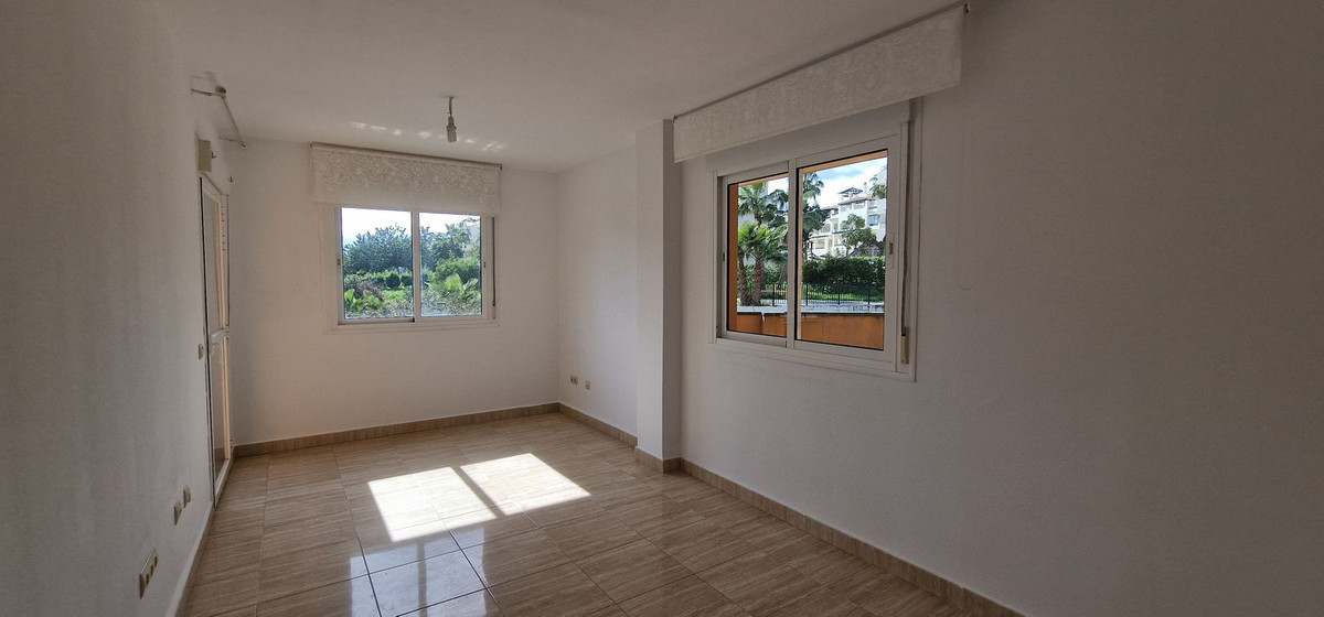 Appartement te koop in San Luis de Sabinillas | 1 slaapkamers H5381902