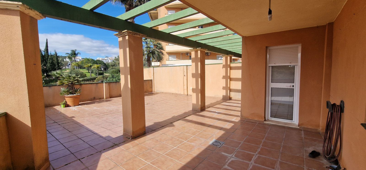 Appartement te koop in San Luis de Sabinillas | 1 slaapkamers H5381902