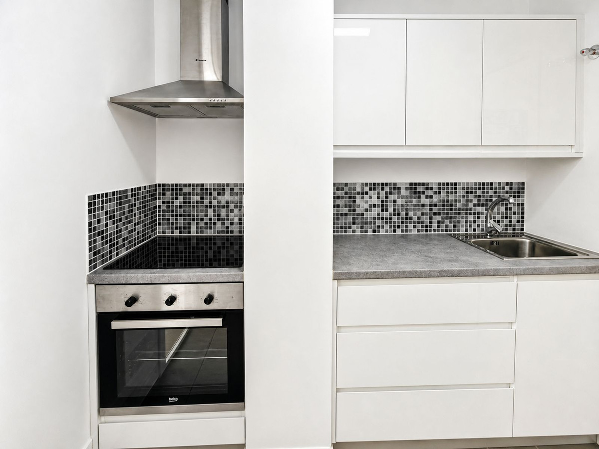 Appartement te koop in San Luis de Sabinillas | 2 slaapkamers H5394283