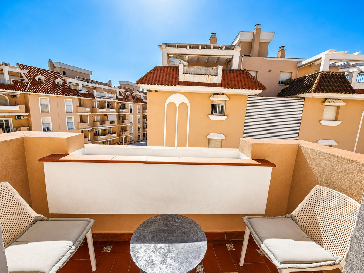 Appartement te koop in San Luis de Sabinillas | 2 slaapkamers H5394283