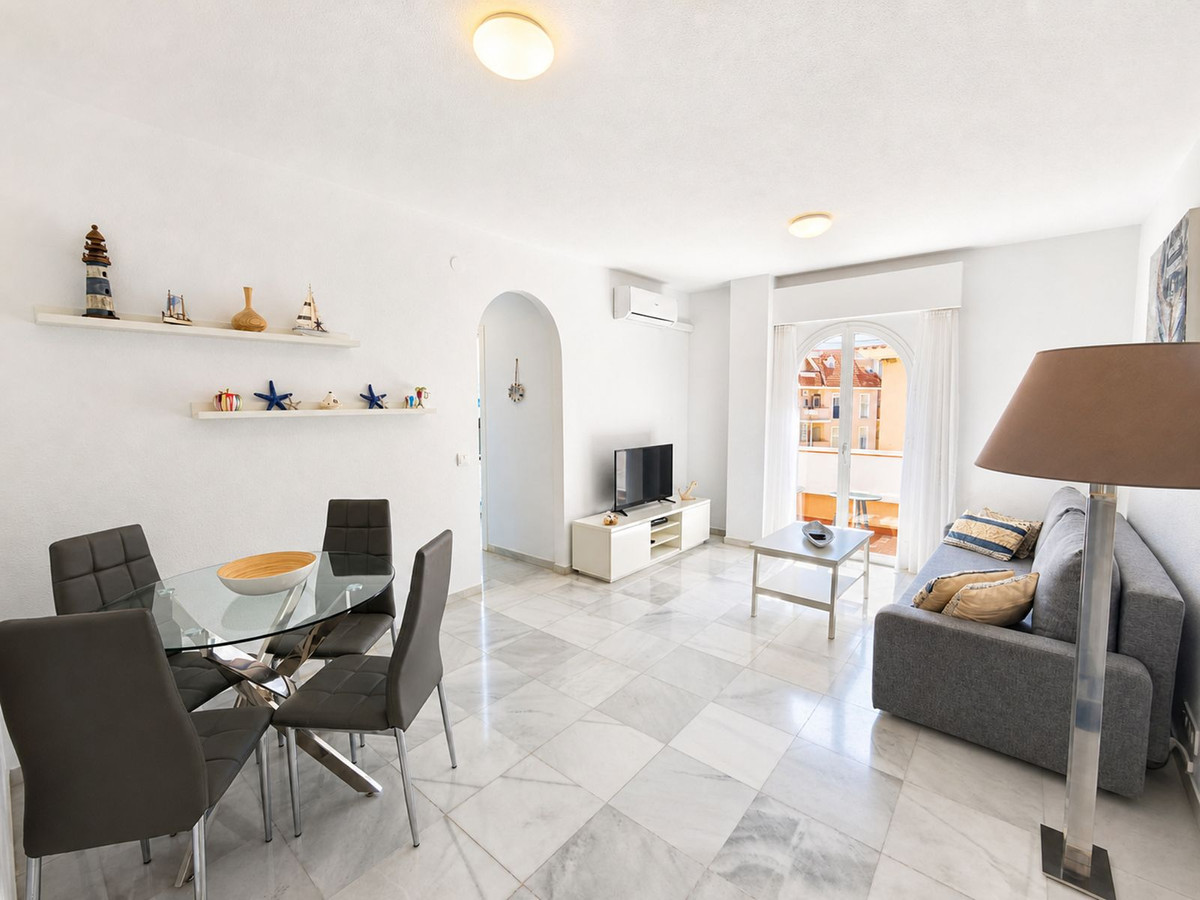 Appartement te koop in San Luis de Sabinillas | 2 slaapkamers H5394283
