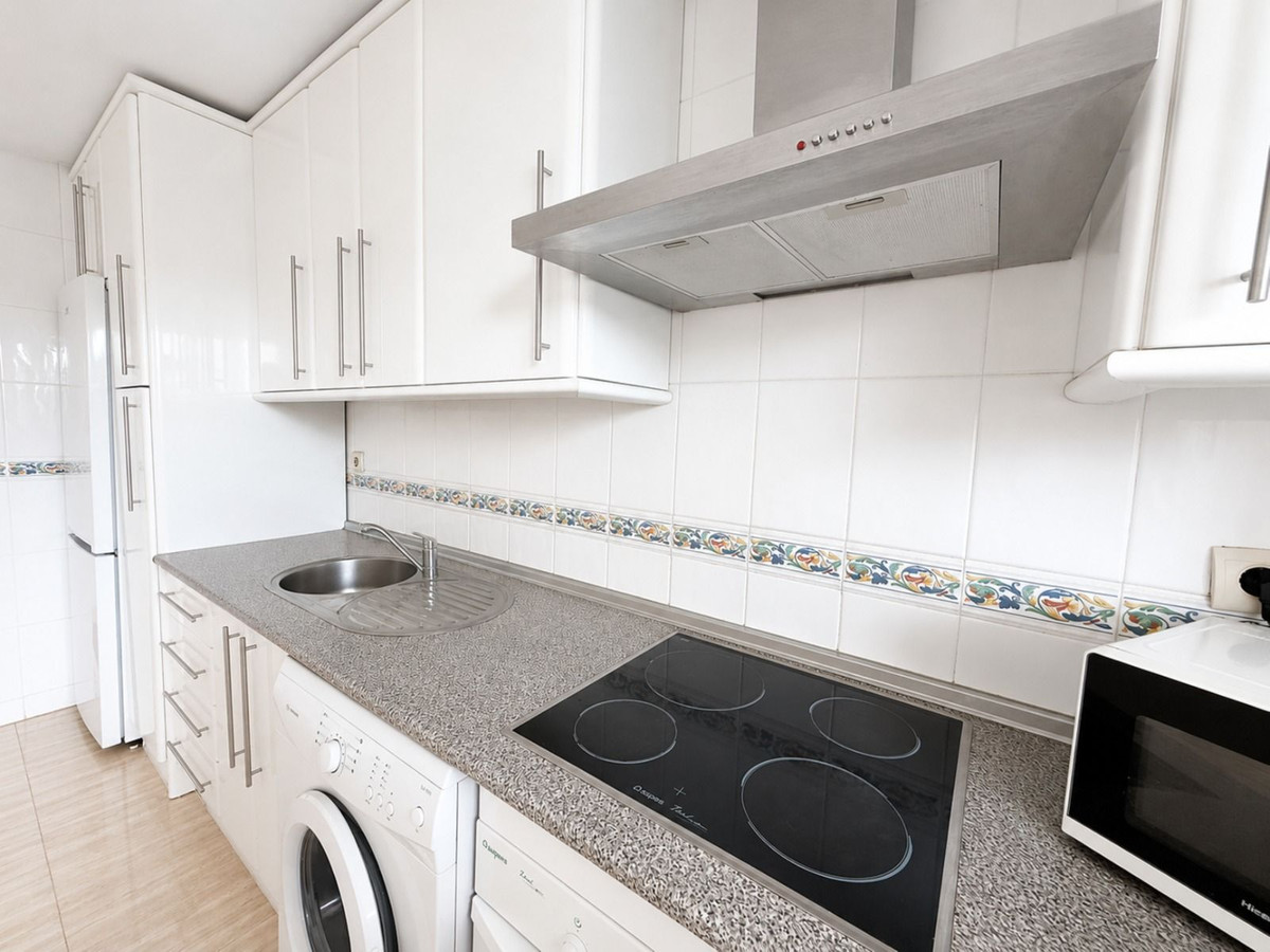 Appartement te koop in San Luis de Sabinillas | 1 slaapkamers H5423518