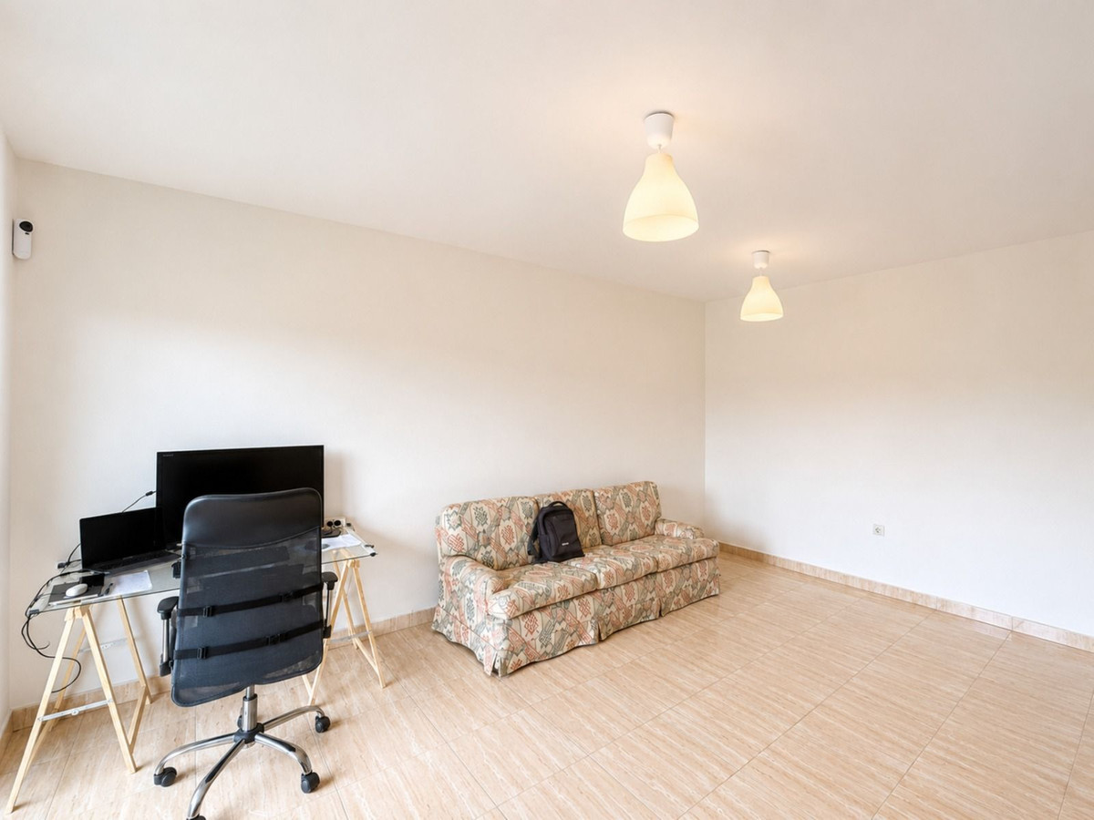 Appartement te koop in San Luis de Sabinillas | 1 slaapkamers H5423518