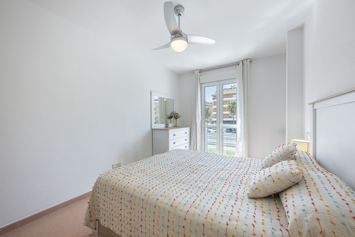 Appartement te koop in San Luis de Sabinillas | 2 slaapkamers H5448283