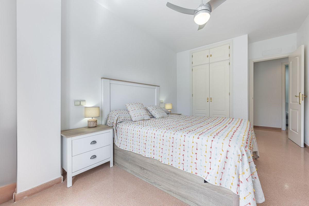 Appartement te koop in San Luis de Sabinillas | 2 slaapkamers H5448283