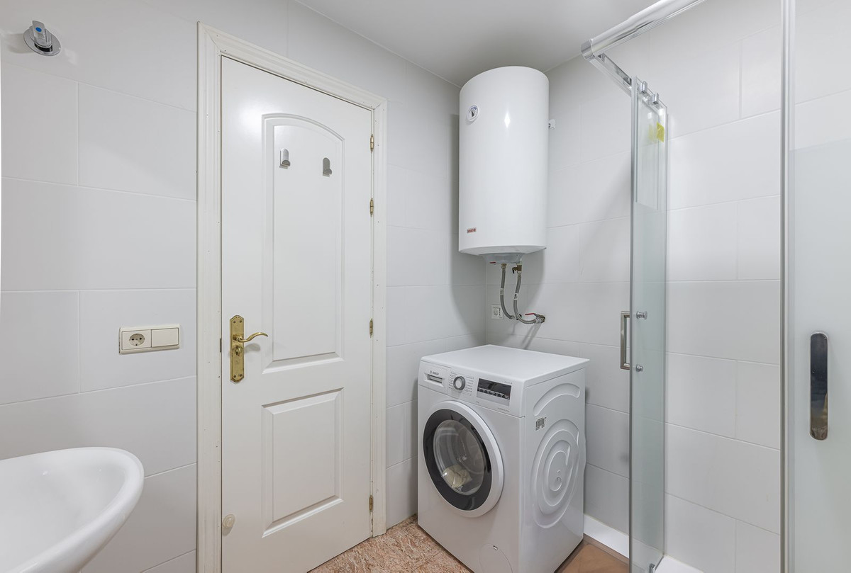 Appartement te koop in San Luis de Sabinillas | 2 slaapkamers H5448283