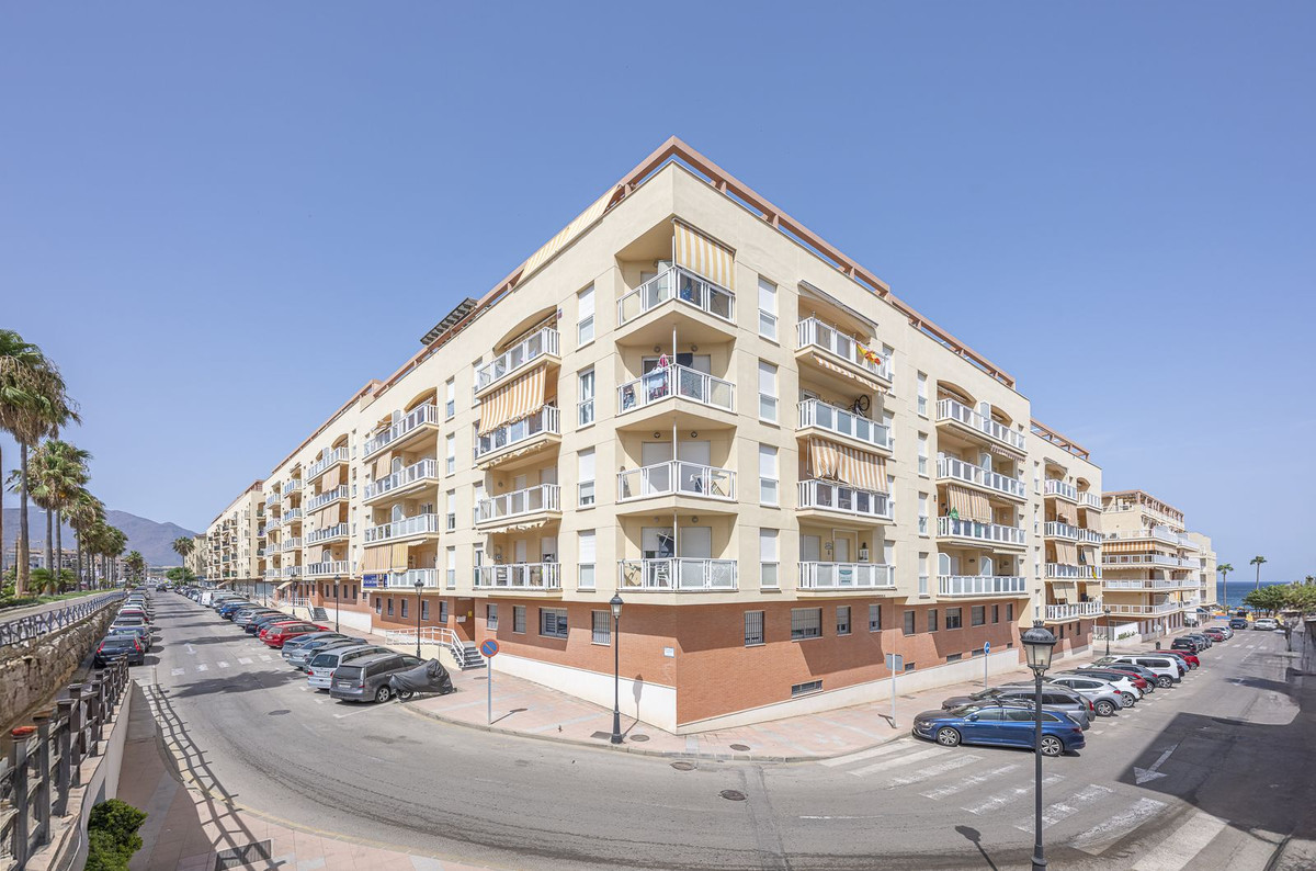 Appartement te koop in San Luis de Sabinillas | 2 slaapkamers H5448283
