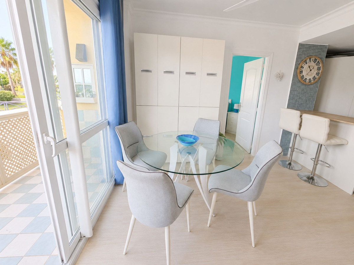 Appartement te koop in San Luis de Sabinillas | 2 slaapkamers H5453524