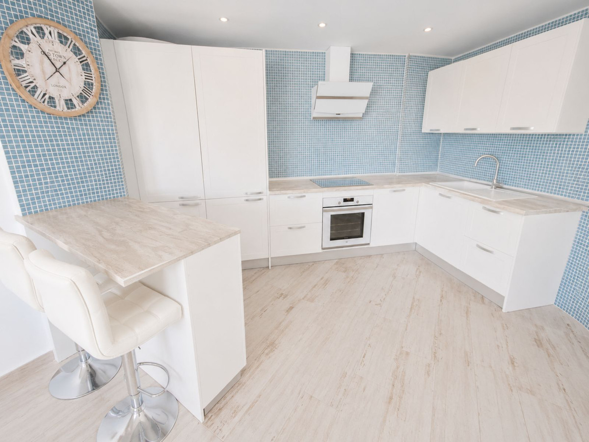 Appartement te koop in San Luis de Sabinillas | 2 slaapkamers H5453524