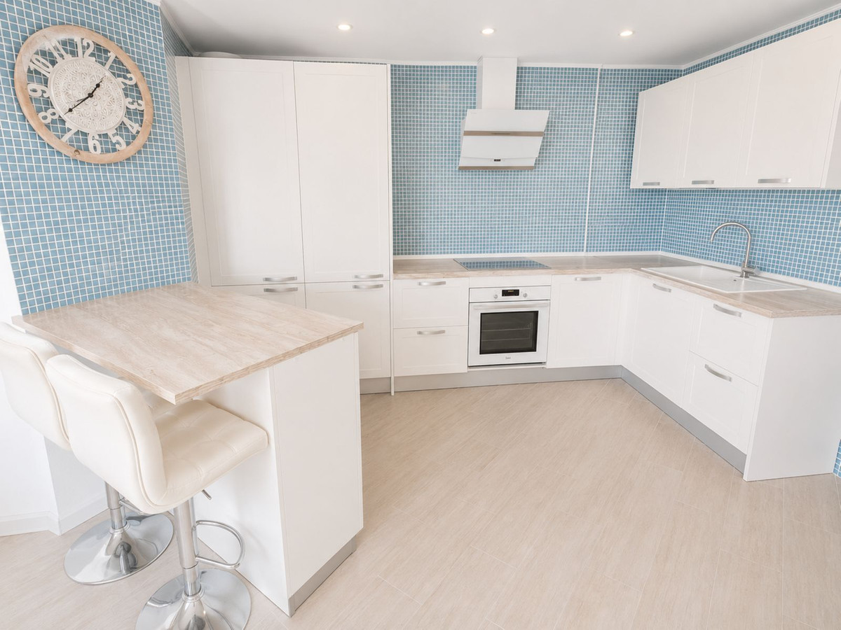 Appartement te koop in San Luis de Sabinillas | 2 slaapkamers H5453524