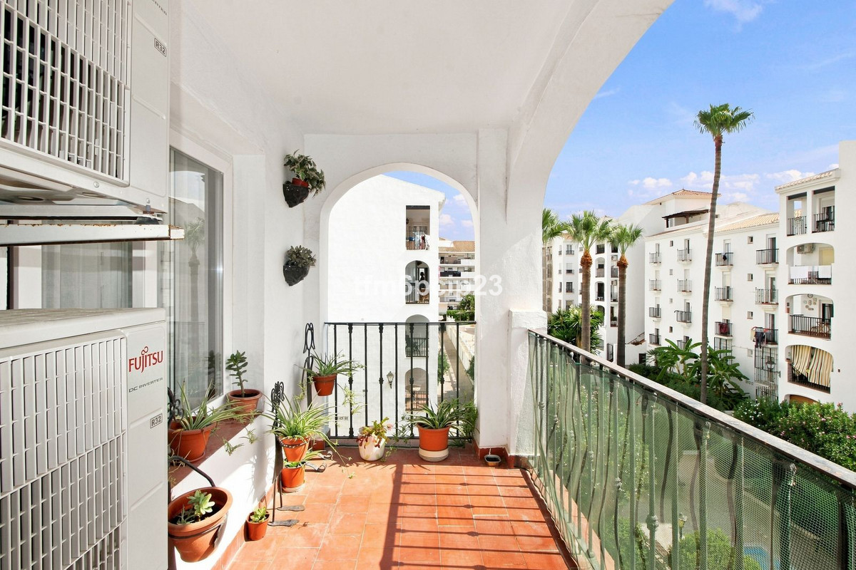 Appartement te koop in San Luis de Sabinillas | 3 slaapkamers H5470192