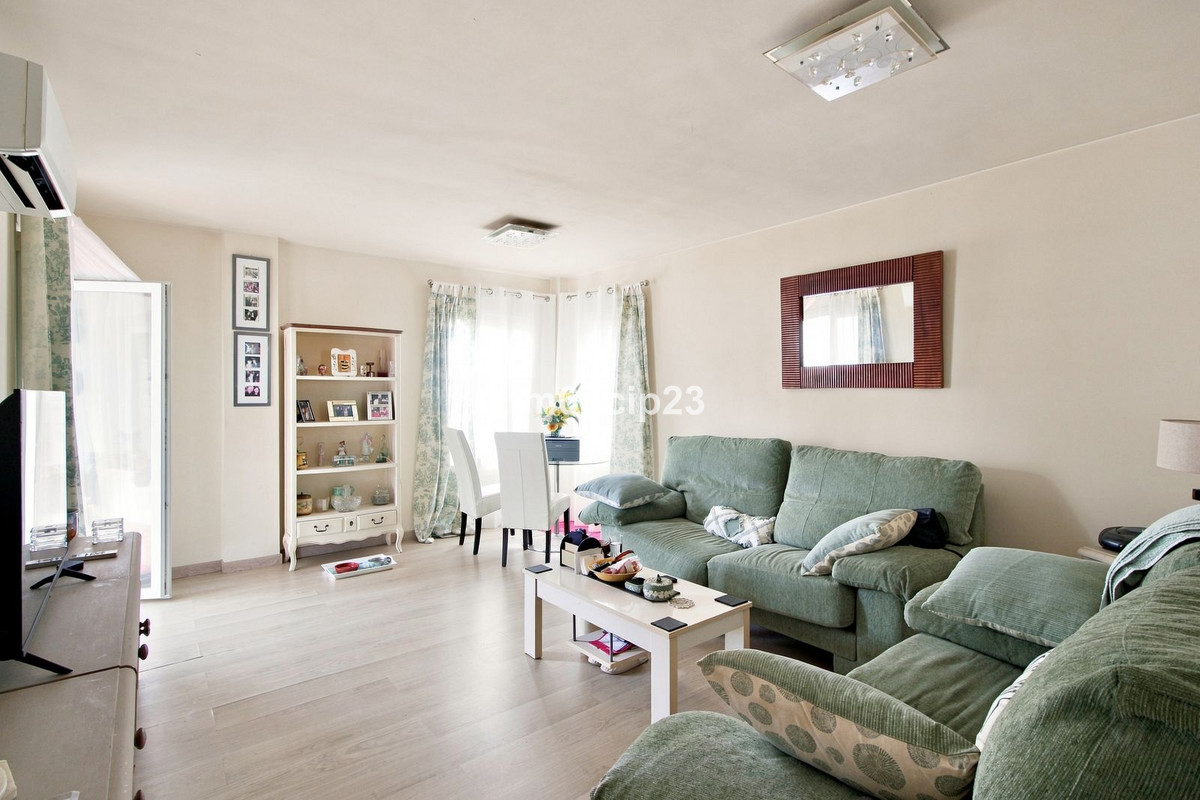 Appartement te koop in San Luis de Sabinillas | 3 slaapkamers H5470192