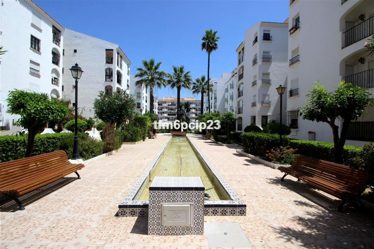 Appartement te koop in San Luis de Sabinillas | 3 slaapkamers H5470192