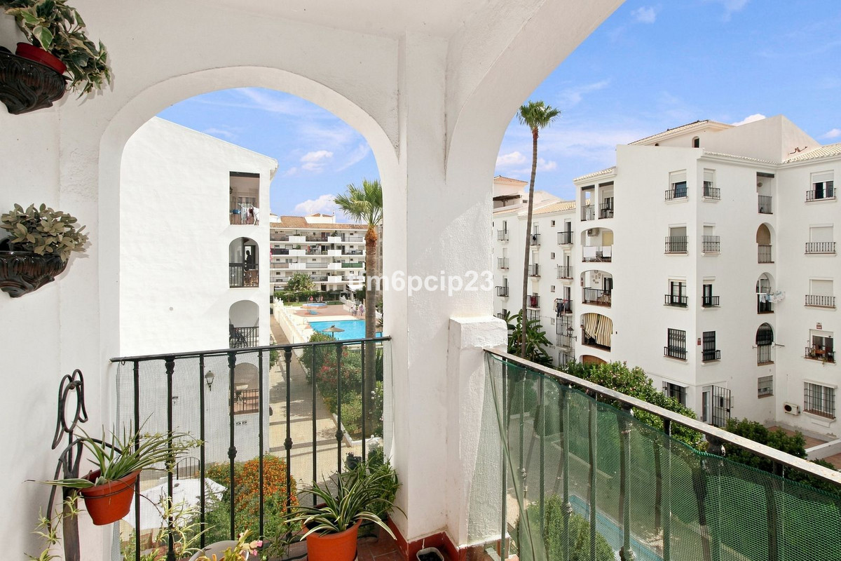 Appartement te koop in San Luis de Sabinillas | 3 slaapkamers H5470192