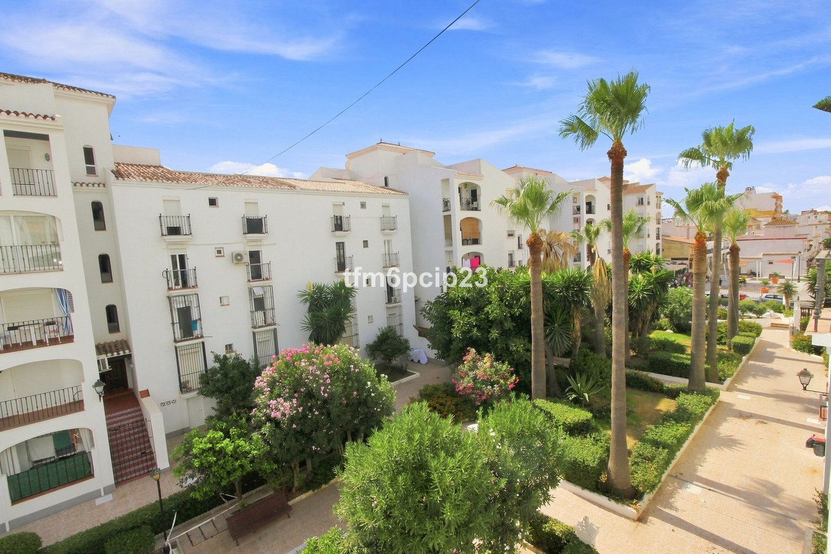 Appartement te koop in San Luis de Sabinillas | 3 slaapkamers H5470192