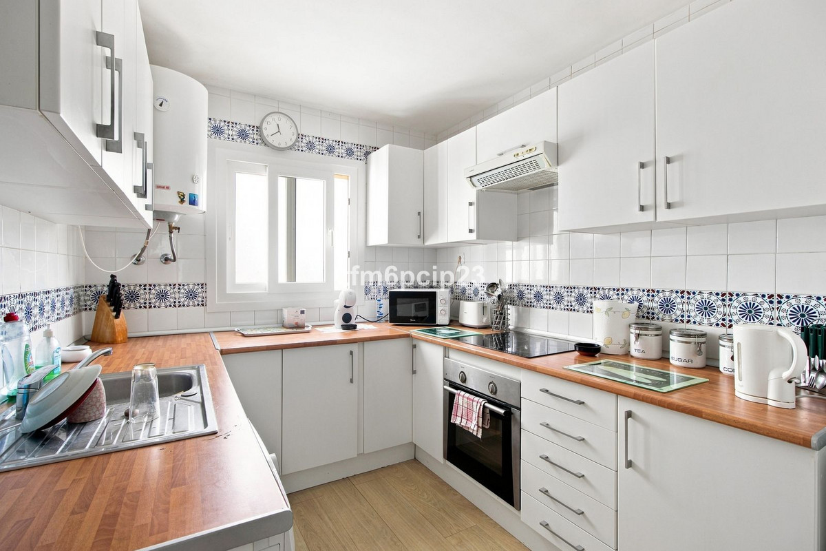 Appartement te koop in San Luis de Sabinillas | 3 slaapkamers H5470192
