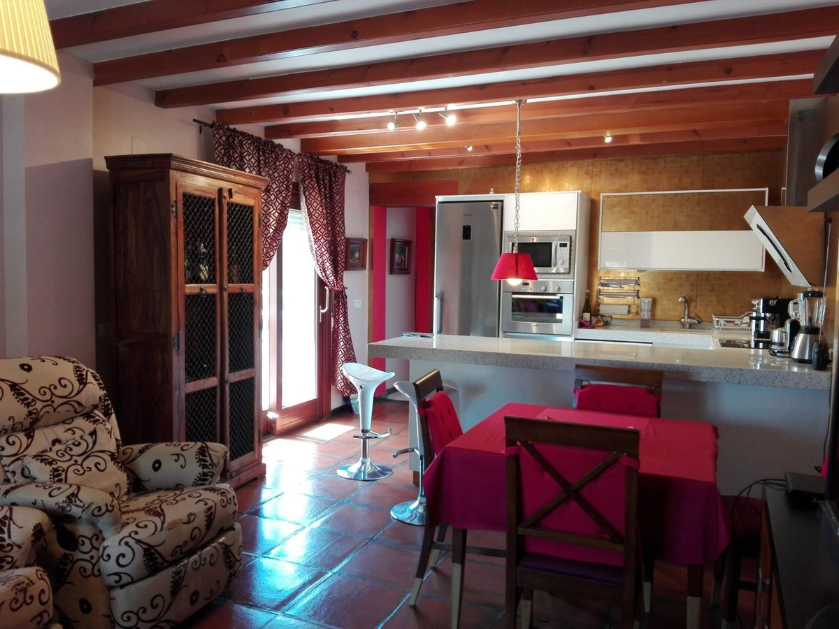 Appartement te koop in San Luis de Sabinillas | 2 slaapkamers H5489998