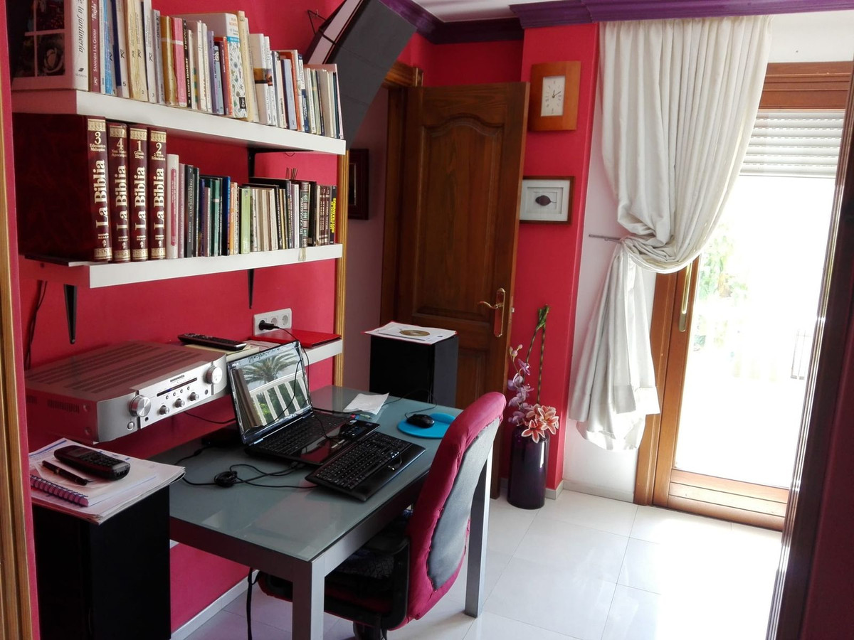 Appartement te koop in San Luis de Sabinillas | 2 slaapkamers H5489998