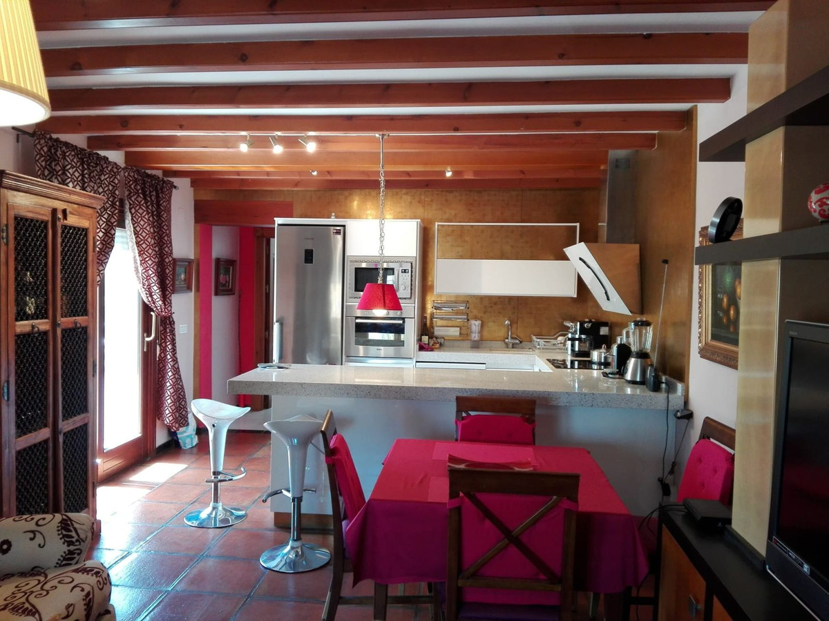 Appartement te koop in San Luis de Sabinillas | 2 slaapkamers H5489998