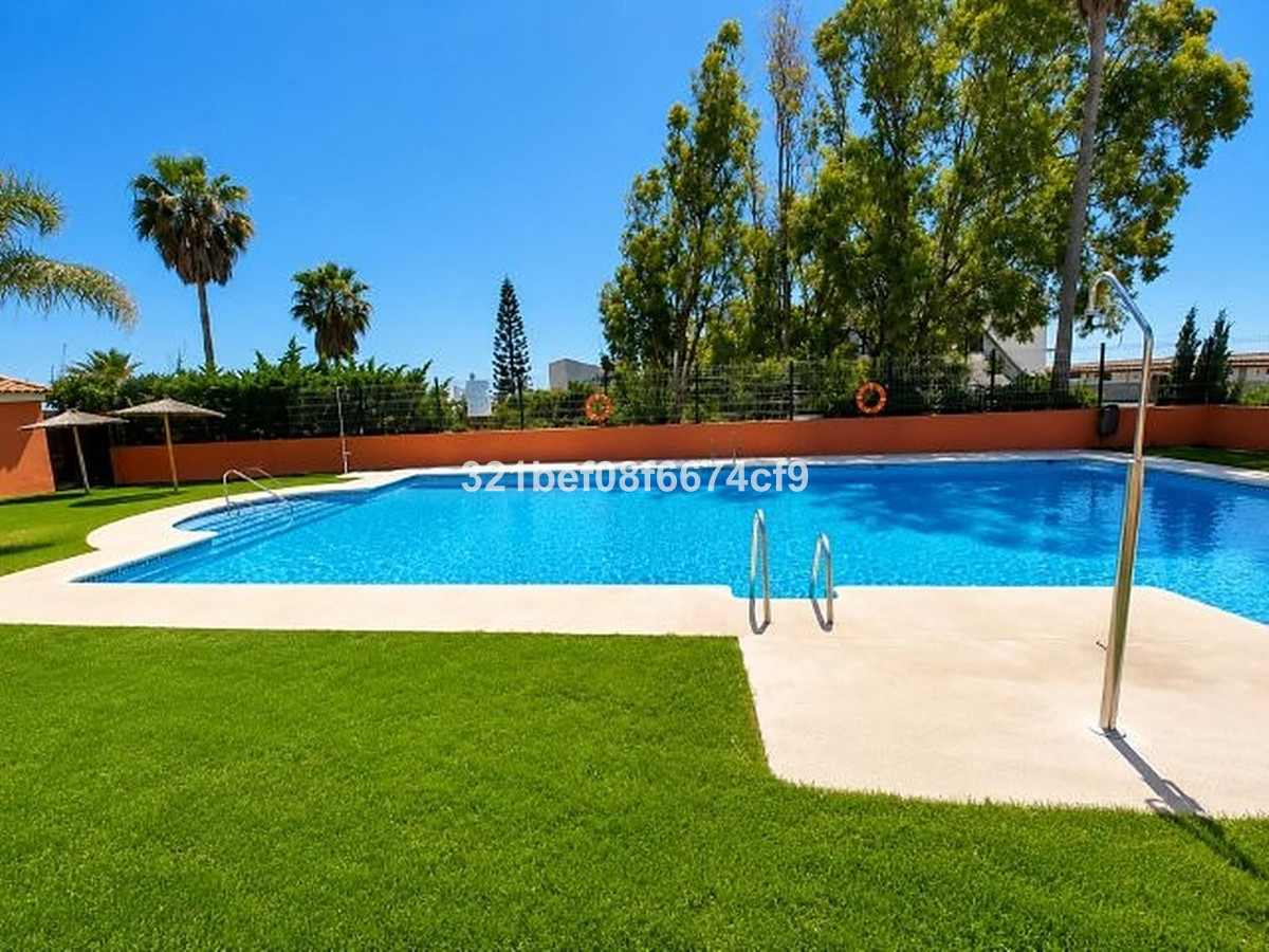 Appartement te koop in San Luis de Sabinillas | 2 slaapkamers H5500297