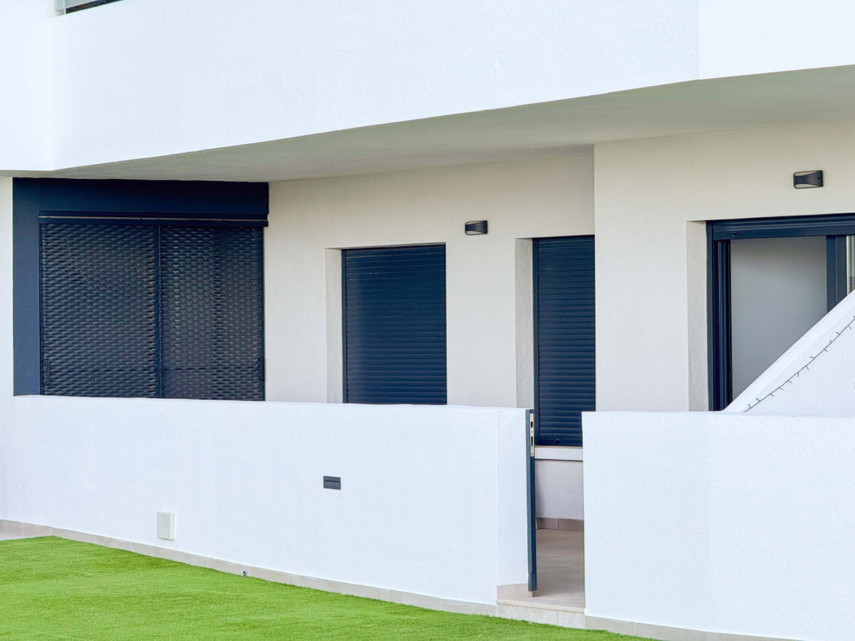 Appartement te koop in San Miguel de Salinas | 2 slaapkamers H5295682