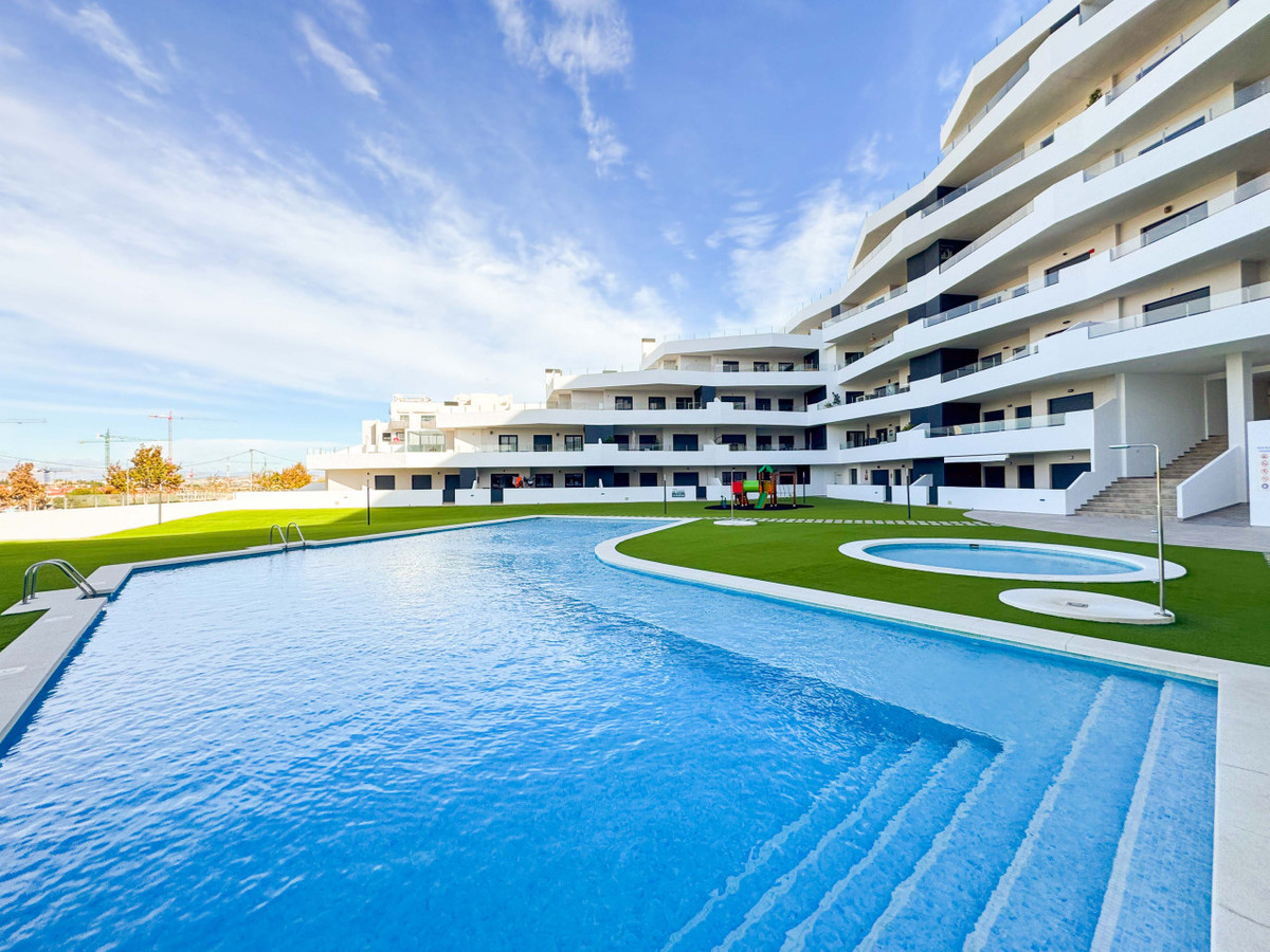 Appartement te koop in San Miguel de Salinas | 2 slaapkamers H5295682