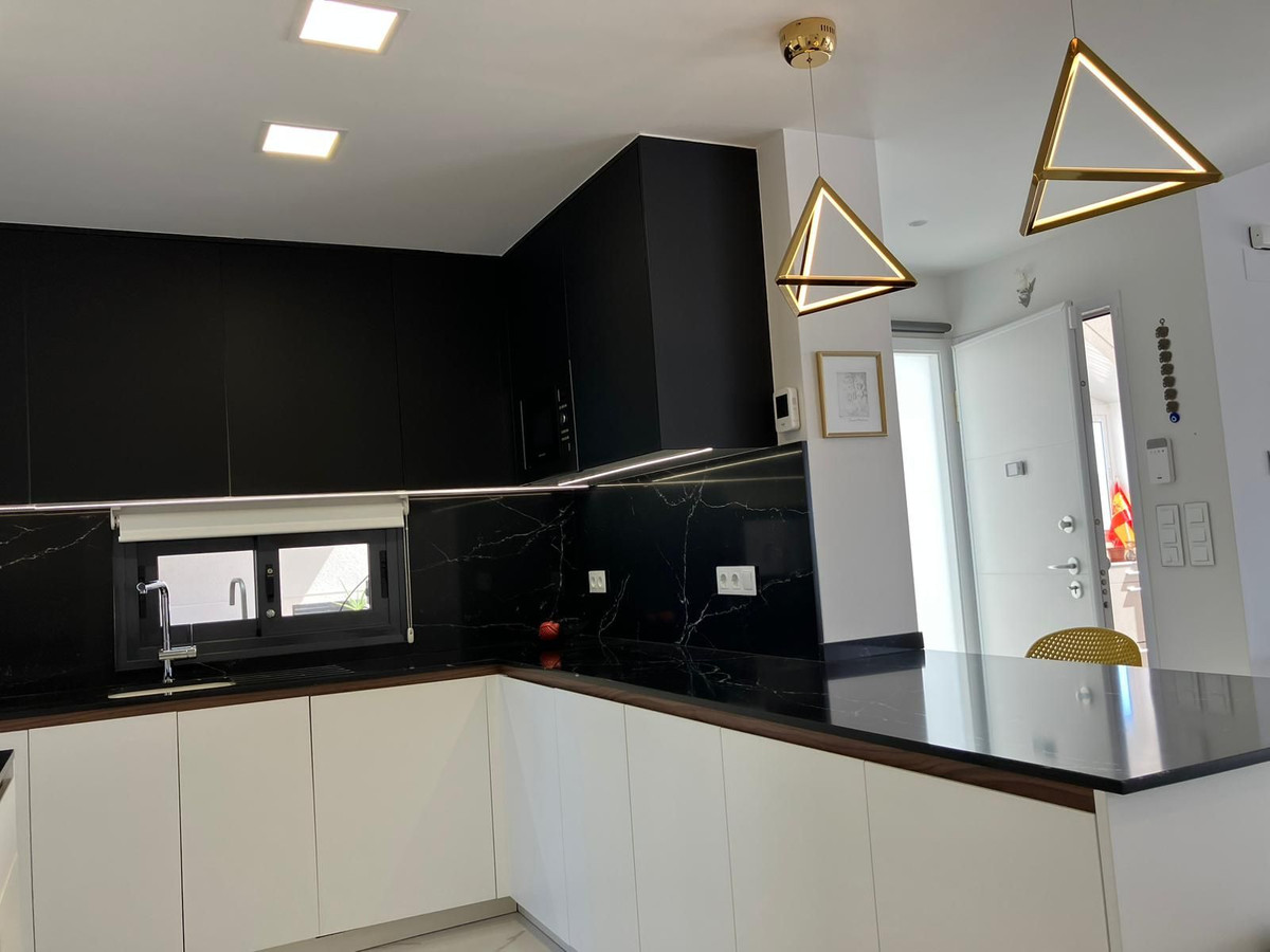 Appartement te koop in San Miguel de Salinas | 2 slaapkamers H5324281