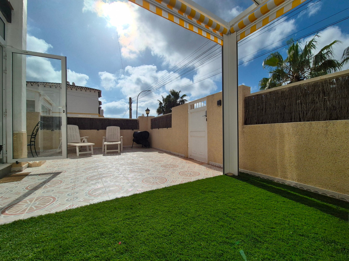 Appartement te koop in San Miguel de Salinas | 1 slaapkamers H5367589