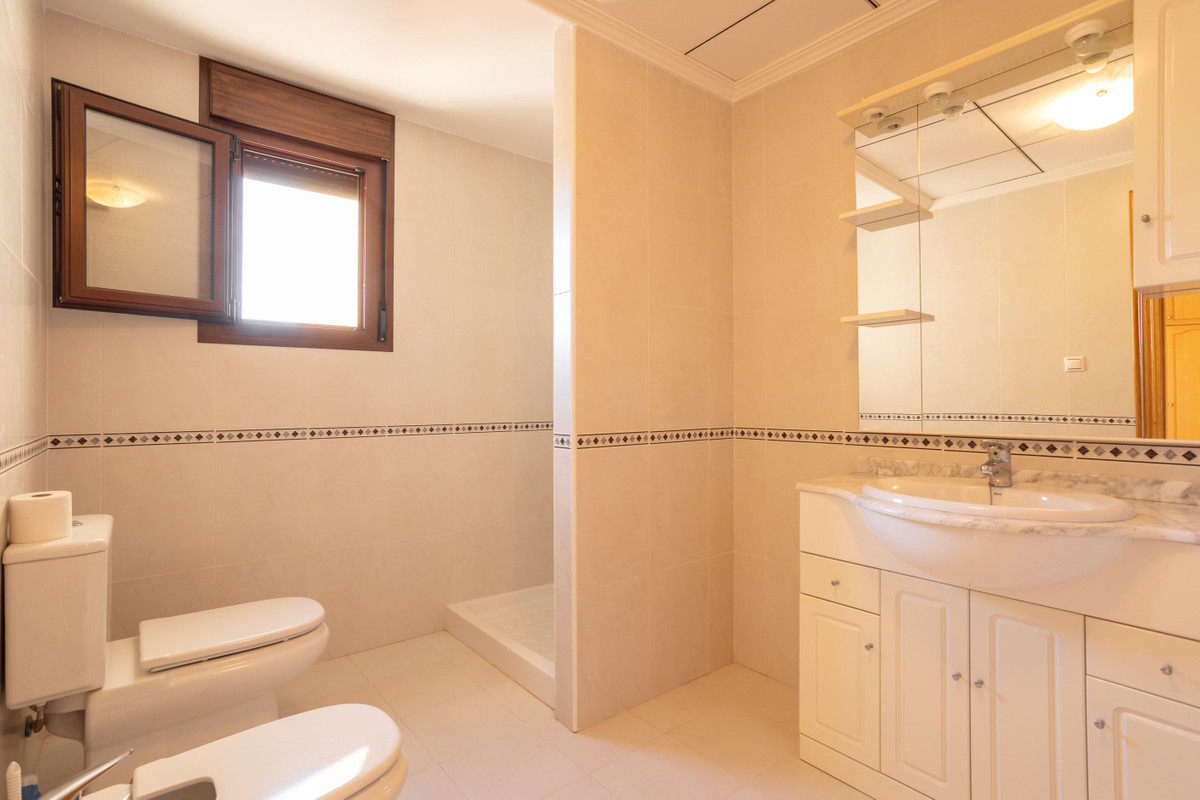 Appartement te koop in San Miguel de Salinas | 4 slaapkamers H5395321