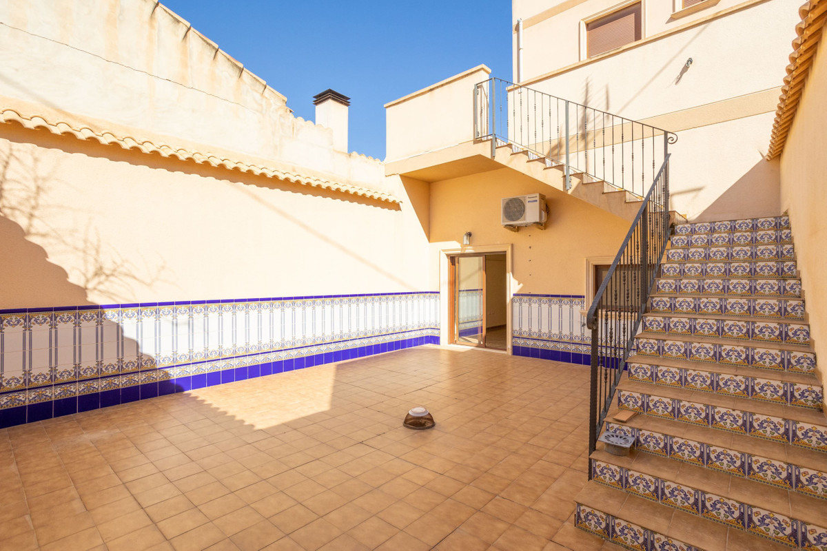 Appartement te koop in San Miguel de Salinas | 4 slaapkamers H5395321