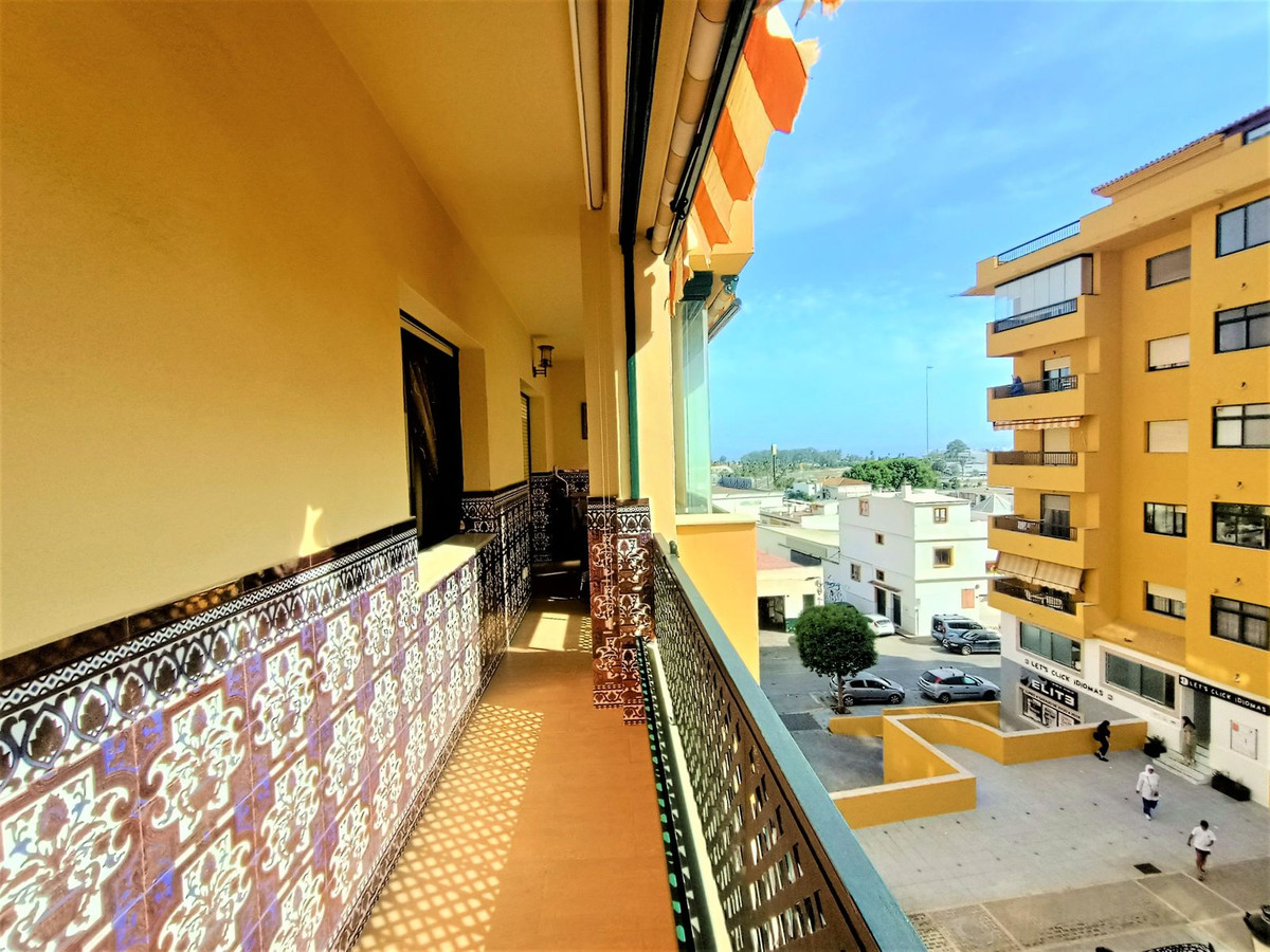Appartement te koop in San Pedro de Alcántara | 3 slaapkamers H4309864