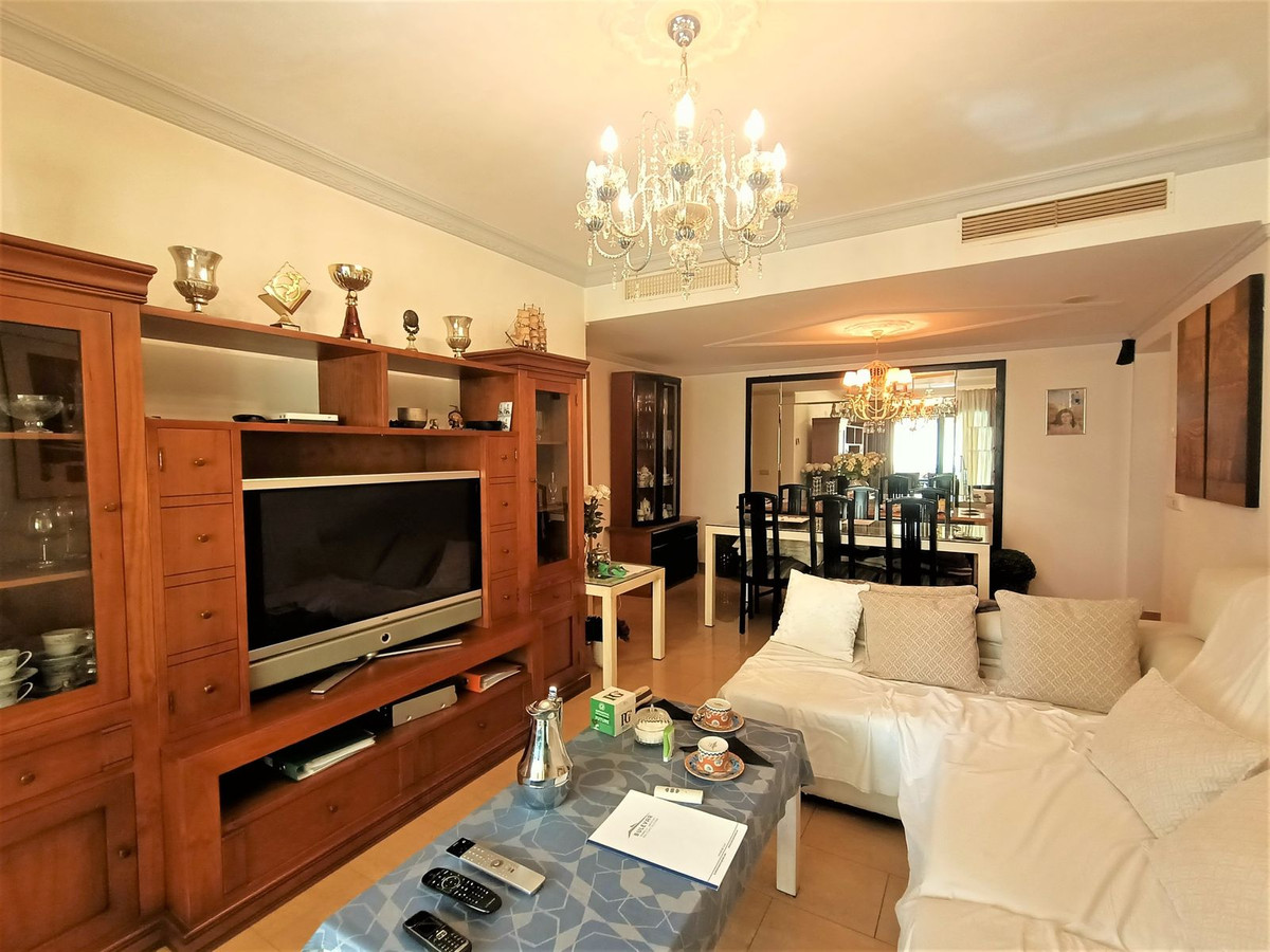 Appartement te koop in San Pedro de Alcántara | 3 slaapkamers H4309864