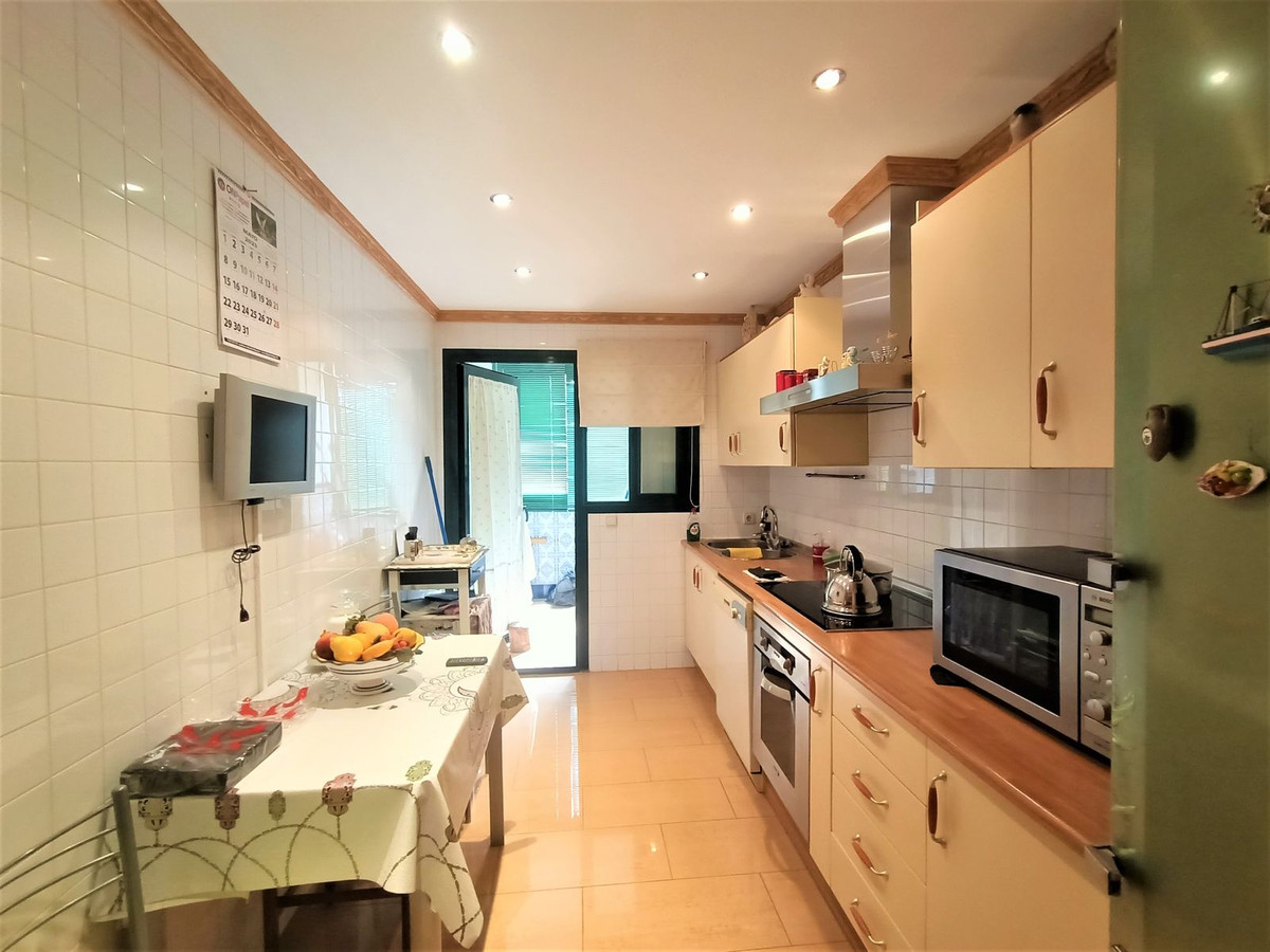 Appartement te koop in San Pedro de Alcántara | 3 slaapkamers H4309864