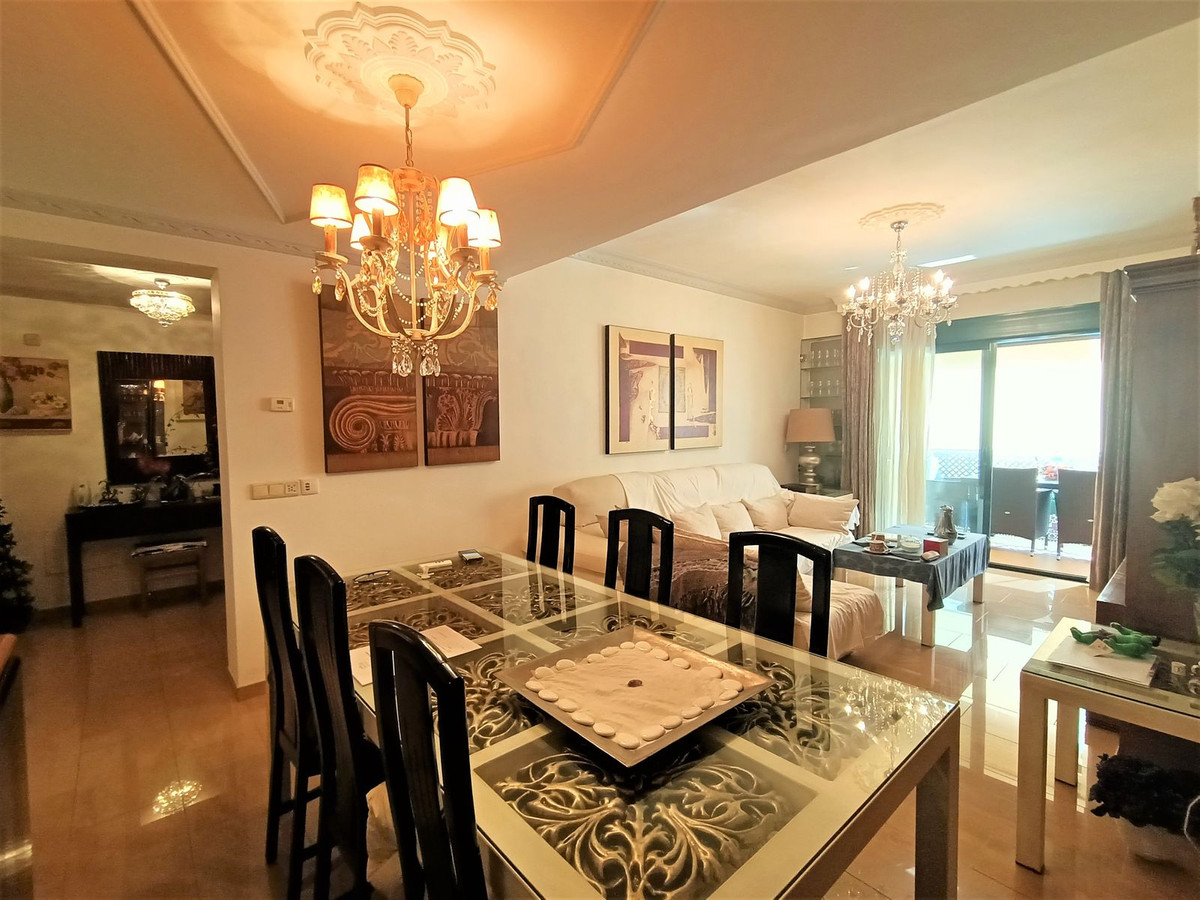 Appartement te koop in San Pedro de Alcántara | 3 slaapkamers H4309864