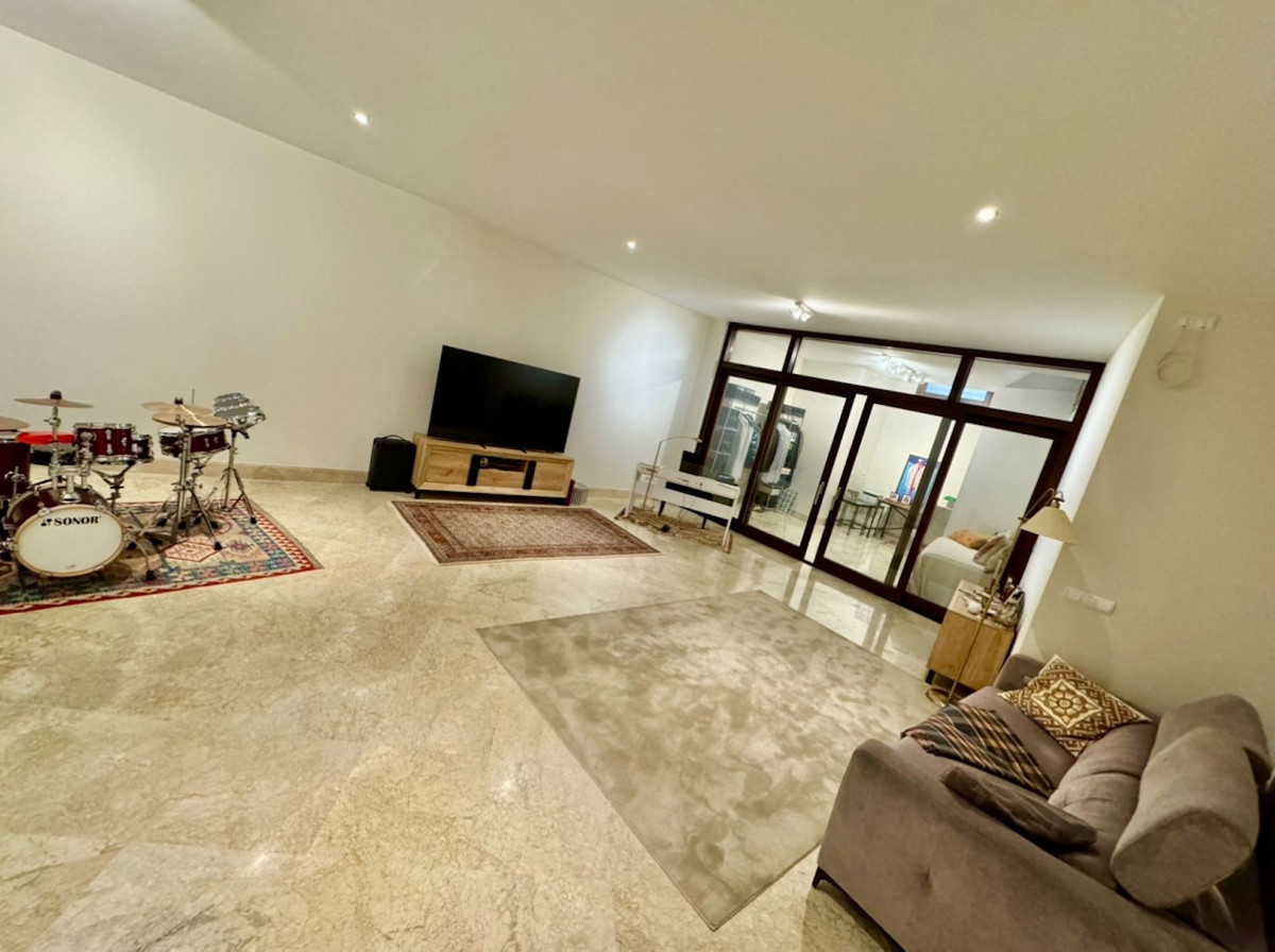 Property main view 21