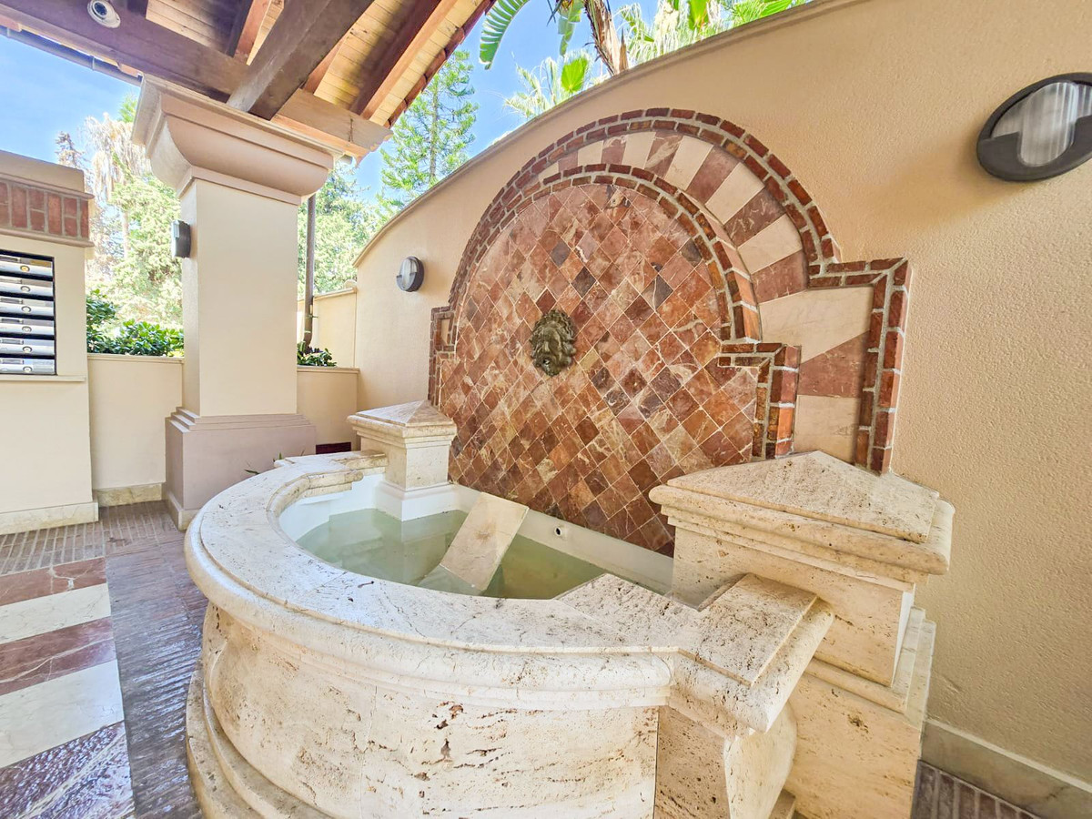 Property main view 44