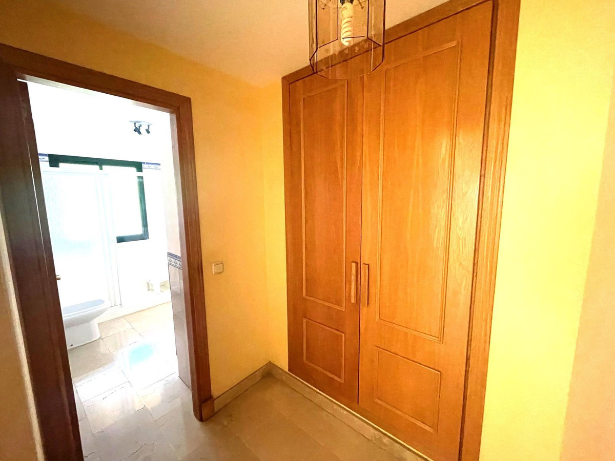 Appartement te koop in San Pedro de Alcántara | 3 slaapkamers H5064082