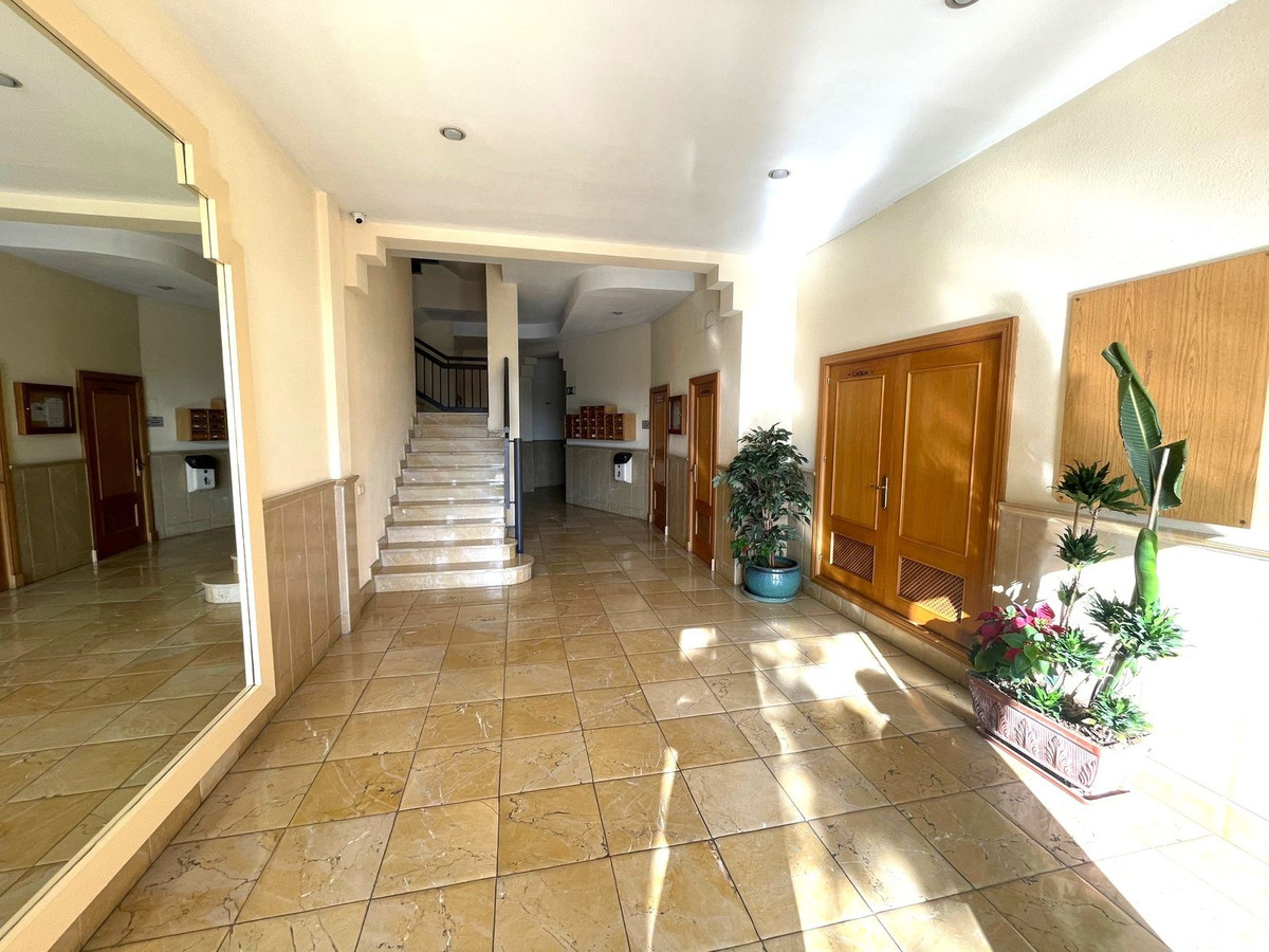 Appartement te koop in San Pedro de Alcántara | 3 slaapkamers H5064082