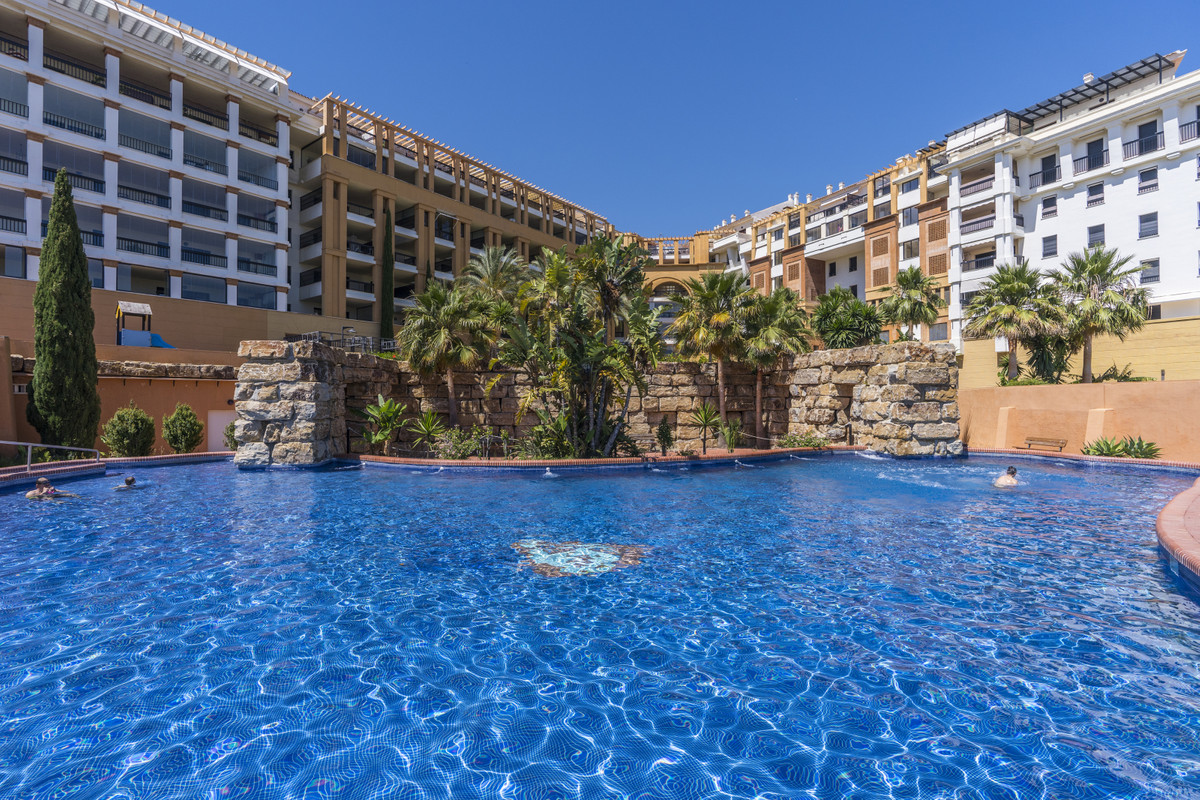 Appartement te koop in San Pedro de Alcántara | 2 slaapkamers H5072380