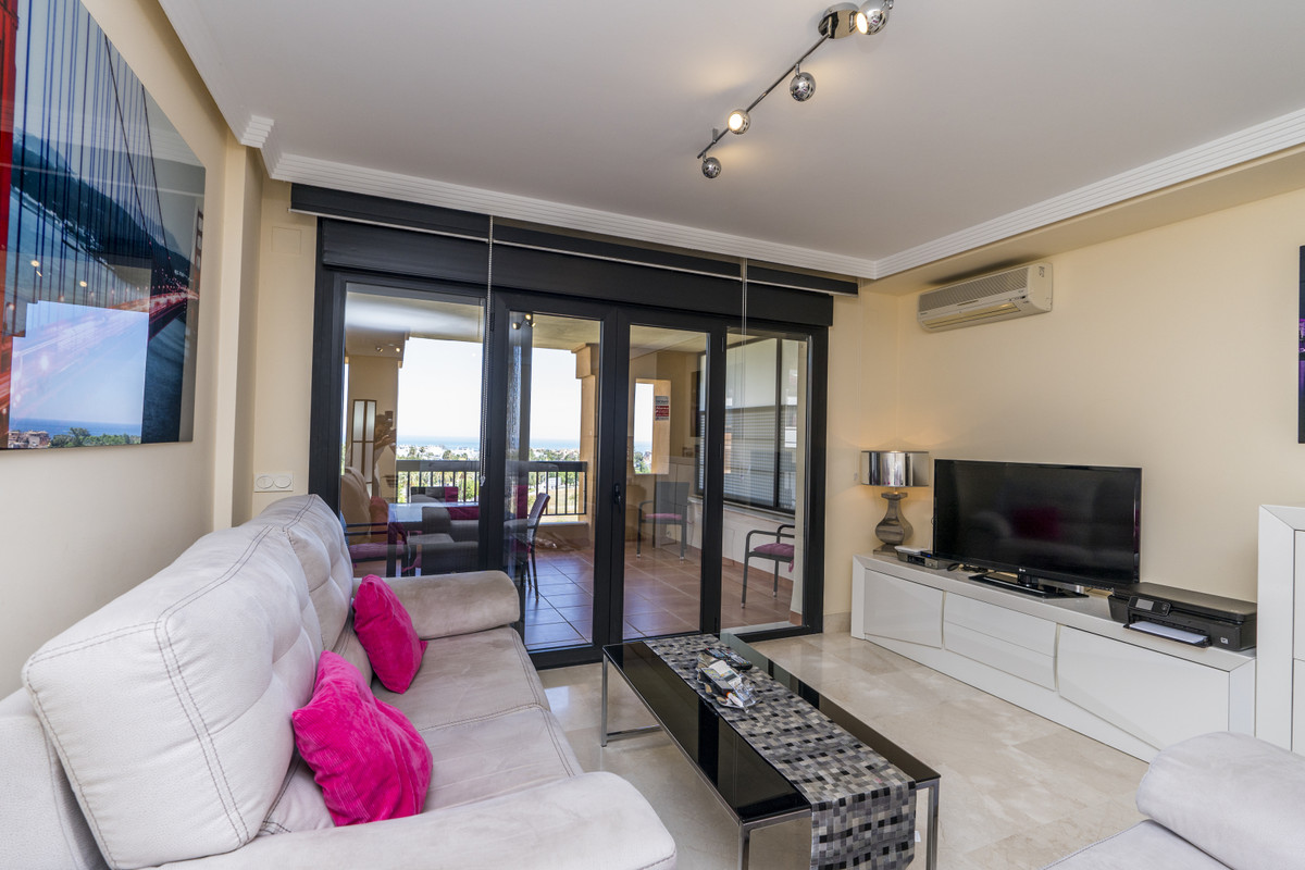 Appartement te koop in San Pedro de Alcántara | 2 slaapkamers H5072380