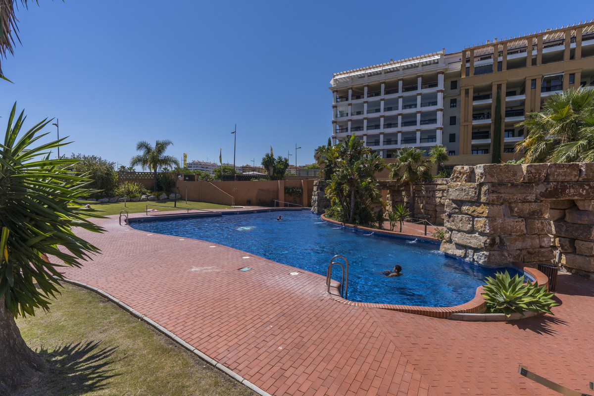 Appartement te koop in San Pedro de Alcántara | 2 slaapkamers H5072380