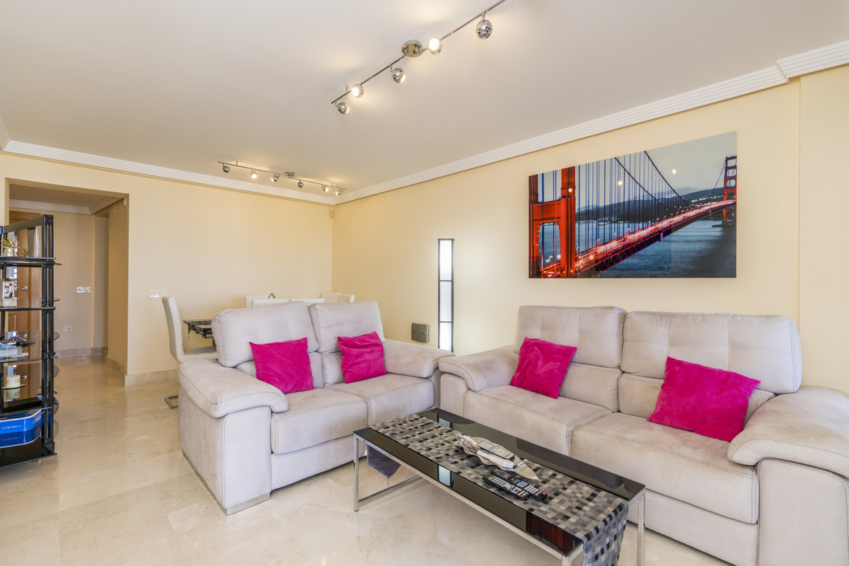 Appartement te koop in San Pedro de Alcántara | 2 slaapkamers H5072380
