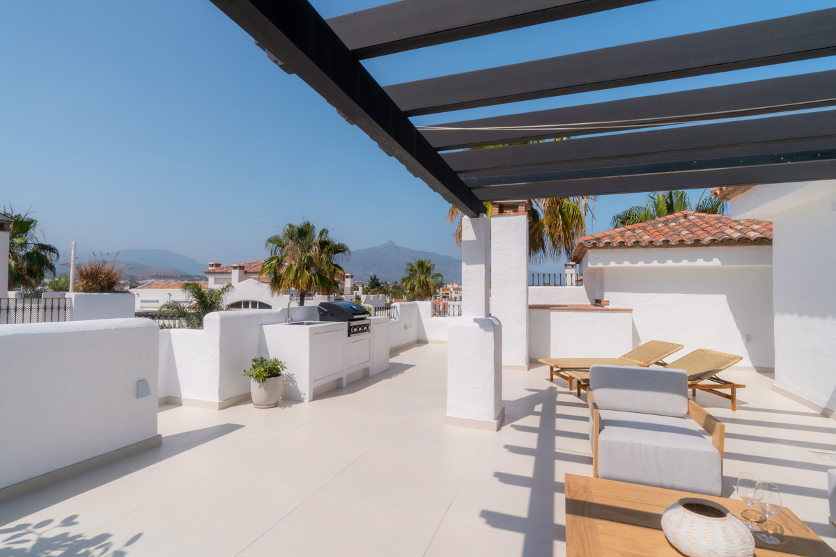 Appartement te koop in San Pedro de Alcántara | 3 slaapkamers H5072626