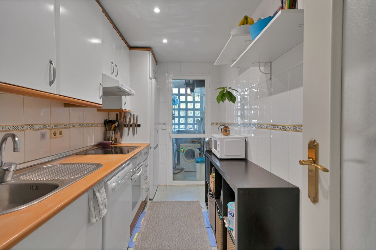 Appartement te koop in San Pedro de Alcántara | 2 slaapkamers H5074681