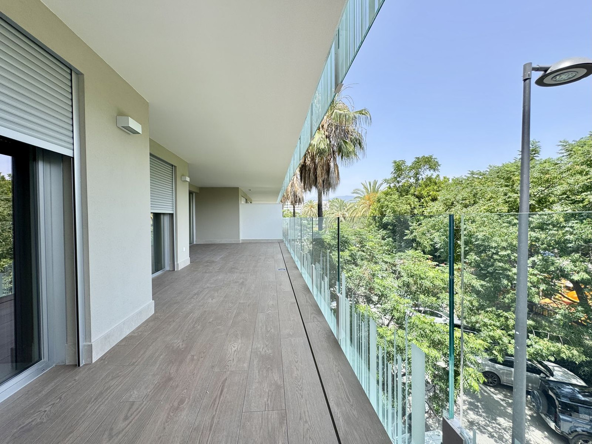 Appartement te koop in San Pedro de Alcántara | 3 slaapkamers H5077309