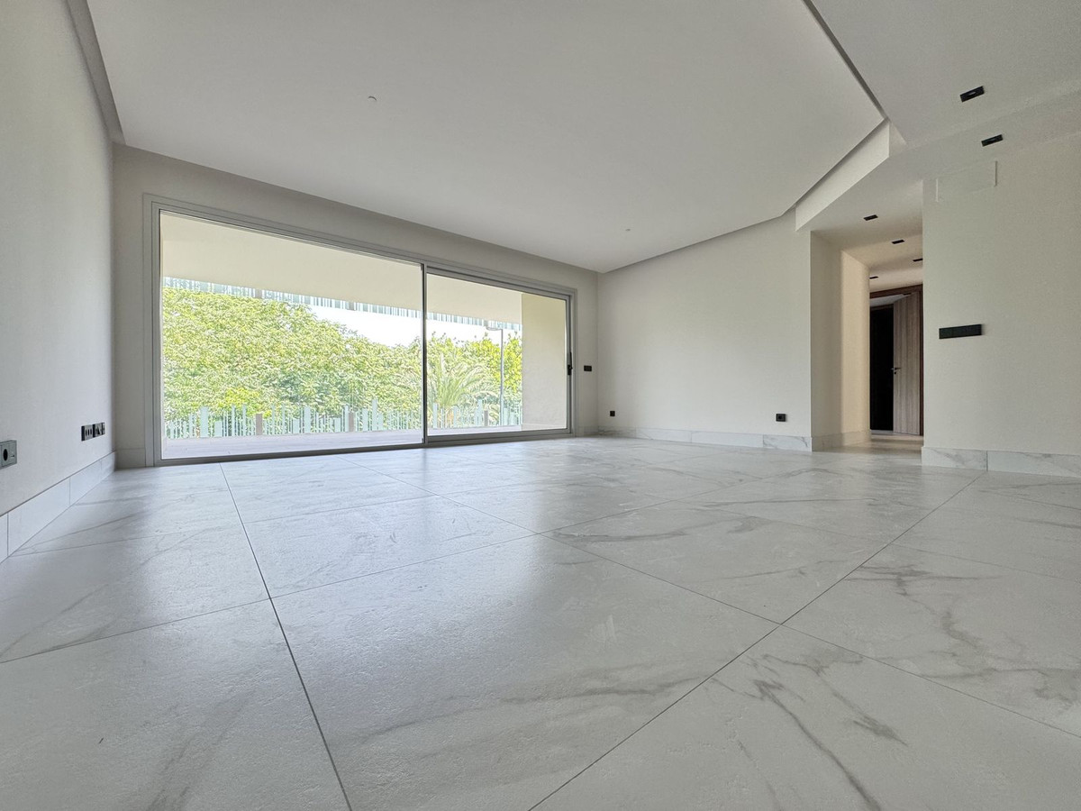 Appartement te koop in San Pedro de Alcántara | 3 slaapkamers H5077309