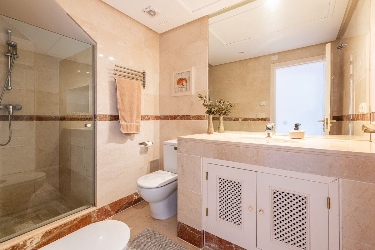 Appartement te koop in San Pedro de Alcántara | 3 slaapkamers H5104255